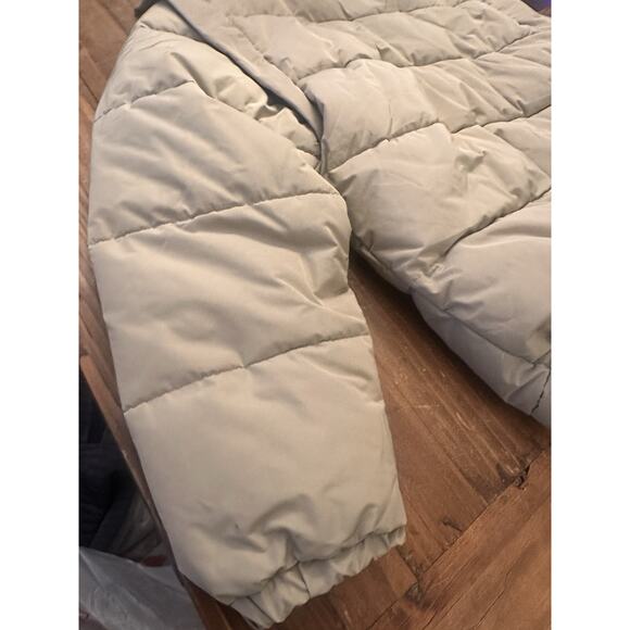 We Wore What Size XS Puffer Jacket Snap Off Sleeves Vest Coat Beige Classic - Picture 10 of 16